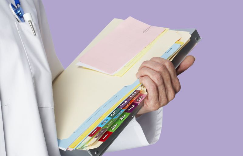 Chuẩn bị hồ sơ trước khi thăm khám Chuẩn bị hồ sơ trước khi thăm khám